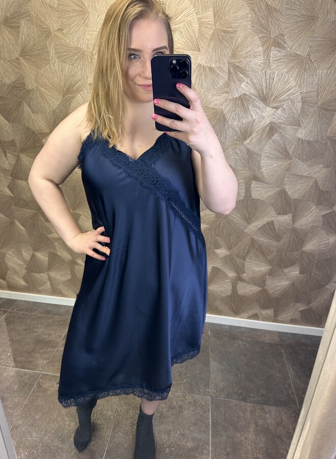 Jurk Satijn (meerdere kleuren)