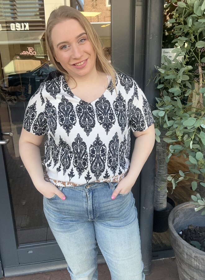 CARHAVANA SS V-NECK TOP AOP Cloud Dancer/ETHNIC