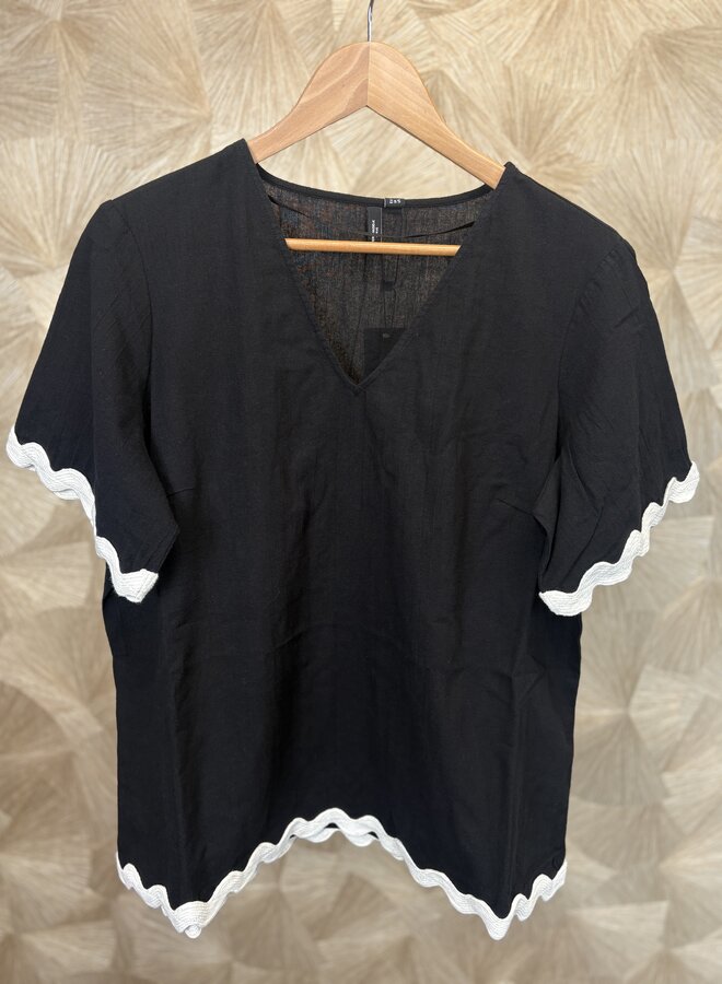 VMCJENNA S/S V-NECK TOP WVN BTQ GA CUR Black/Birch scal