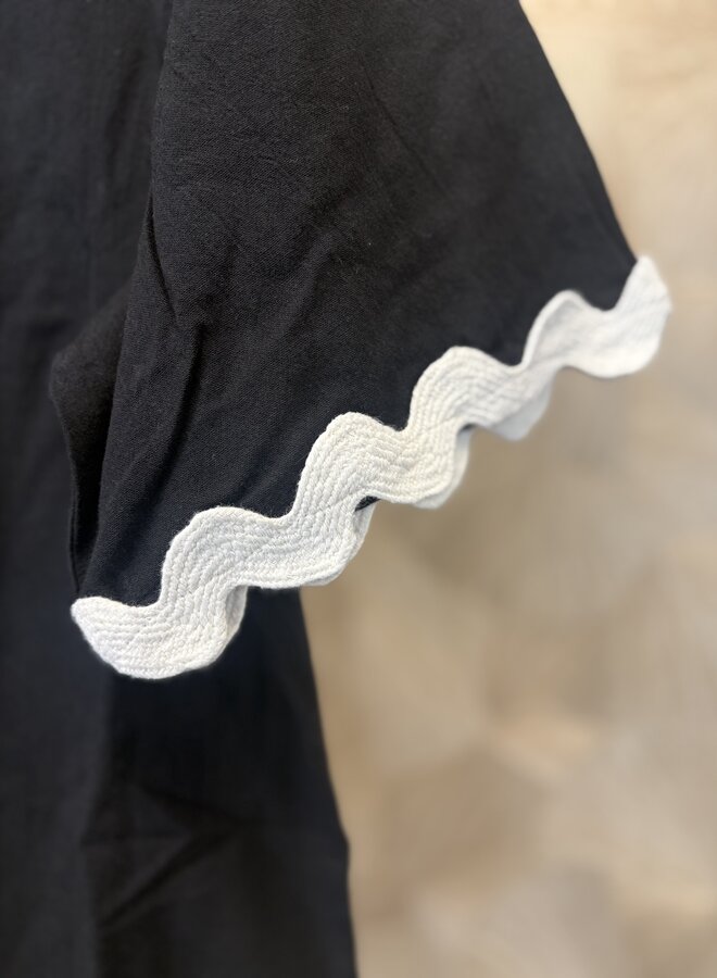 VMCJENNA S/S V-NECK TOP WVN BTQ GA CUR Black/Birch scal