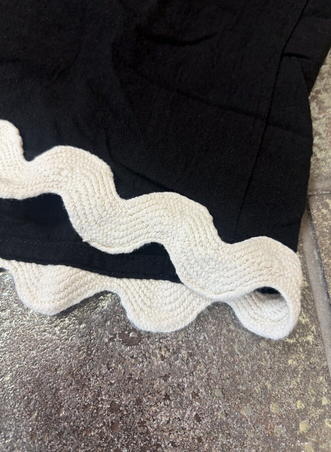 VMCJENNA H/W SHORTS WVN BTQ GA CUR Black/Birch scal