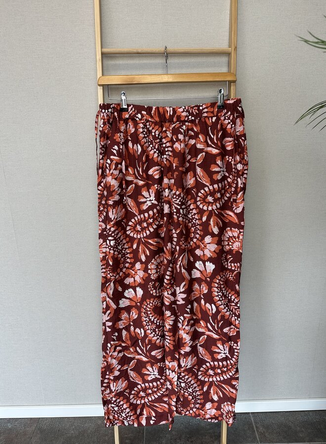 VMCNELLIE CARLA HW PANTS WVN GA CUR Andorra/Carla