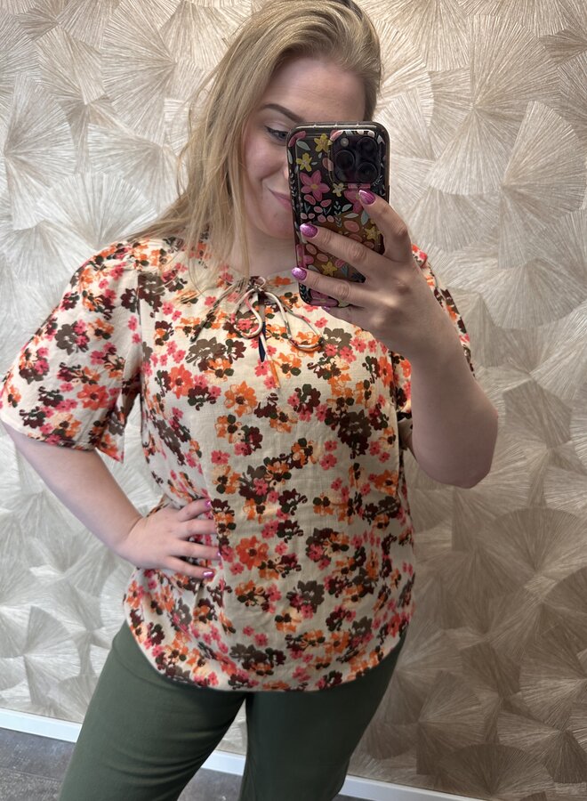 VMCJAMIE S/S O-NECK TOP WVN BTQ CUR Warm Sand/Jamie