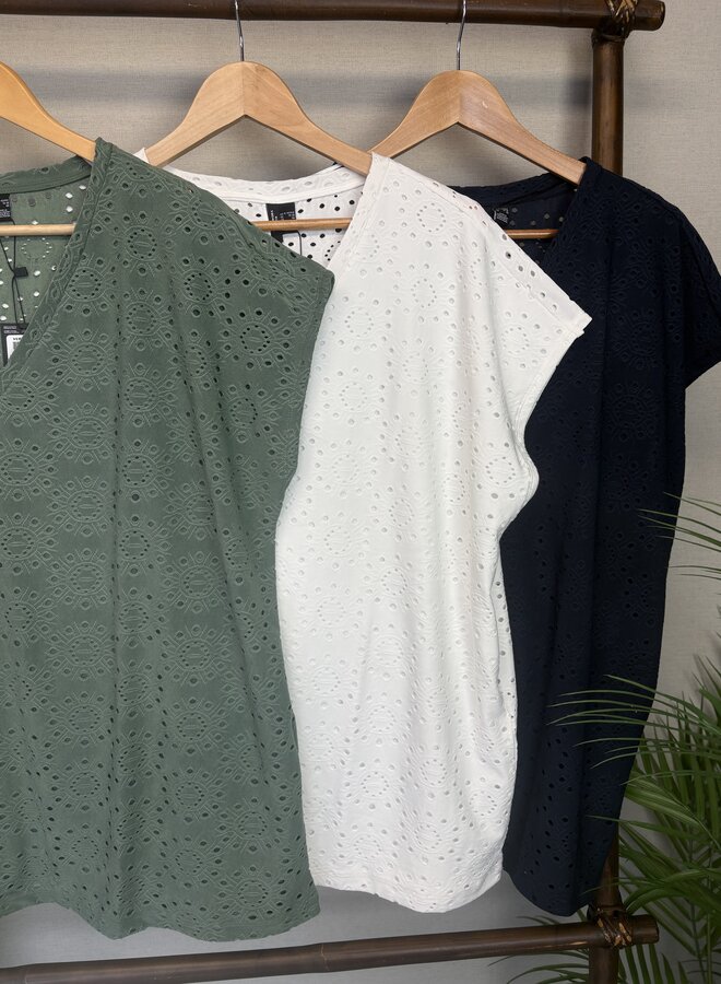 VMCTASSA LIV SS V-NECEK TOP JRS CUR Laurel Wreath