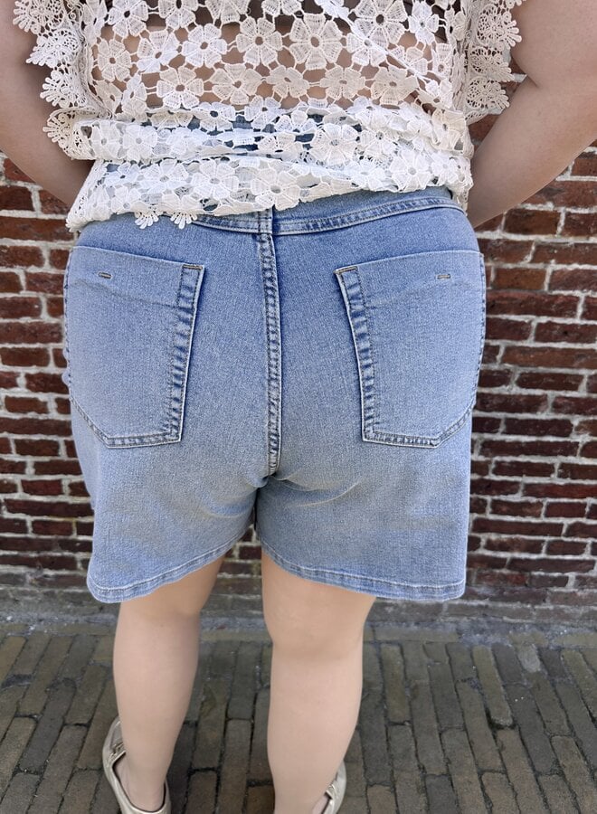 CARLESLY REG LB DNM SKORT TAI Light Blue Denim