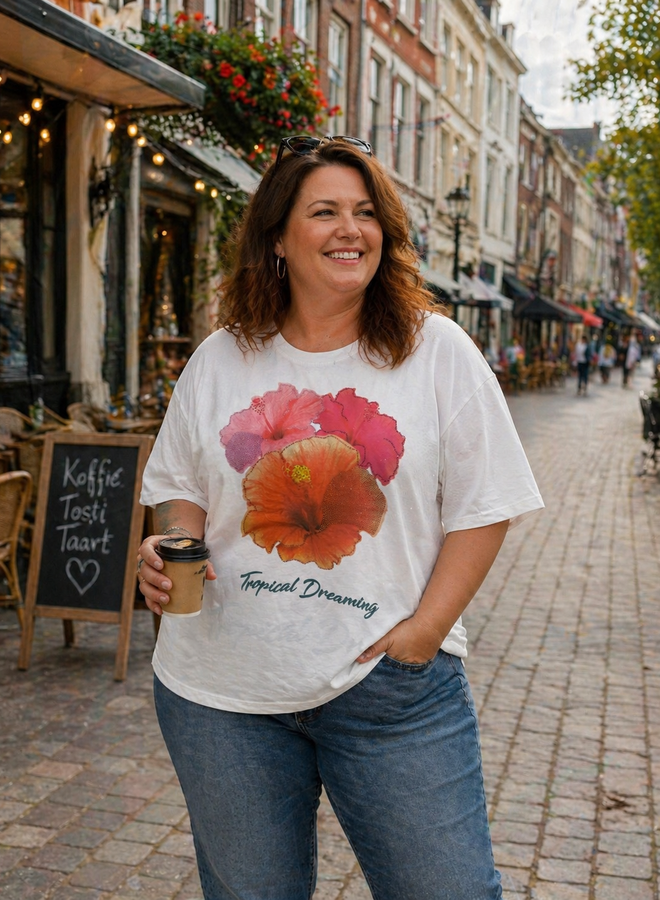 CARKOURTNEY SS O-NECK TEE JRS Cloud Dancer/Tropical