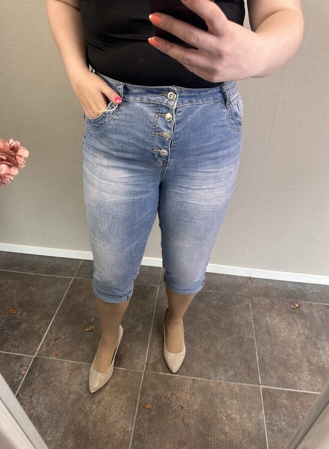 Driekwart jeans met knopen KC2588