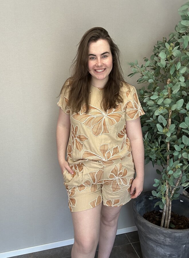 VMMELISA NW SHORTS EXP CUR Nomad