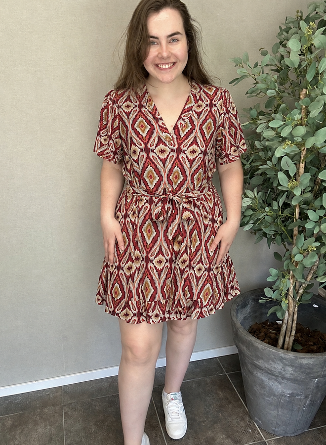 CARANTONIA MIKASI S/S SHORT DRESS AOP Brick Red/Abstract s