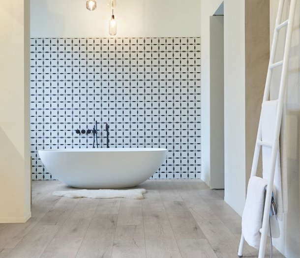 COREtec COREtec Essentials 1800+++ Fremont Oak LVRE 2293 Rigid Core Click PVC COREtec COREtec Essentials 1800+++ Fremont Oak LVRE 2293 Rigid Core Click PVC