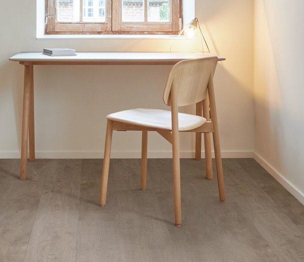 COREtec COREtec Essentials 1500 Great Northern Oak LVR 9605 Rigid Core Click PVC COREtec COREtec Essentials 1500 Great Northern Oak LVR 9605 Rigid Core Click PVC