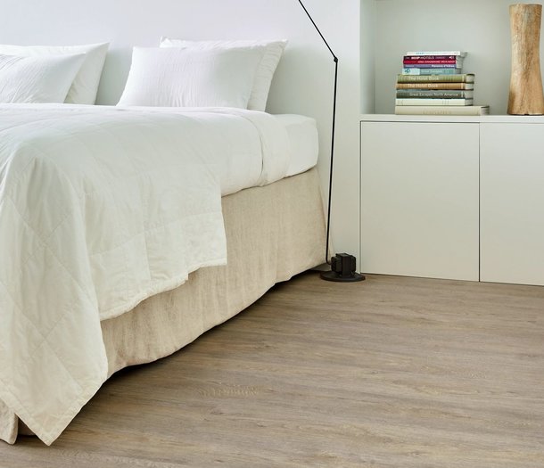 COREtec COREtec Essentials 1500 Waterton Lakes Oak LVR 9604 Rigid Core Click PVC COREtec COREtec Essentials 1500 Waterton Lakes Oak LVR 9604 Rigid Core Click PVC