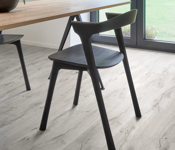 COREtec COREtec Essentials 1500 Wind River Oak LVR 8606 Rigid Core Click PVC COREtec COREtec Essentials 1500 Wind River Oak LVR 8606 Rigid Core Click PVC