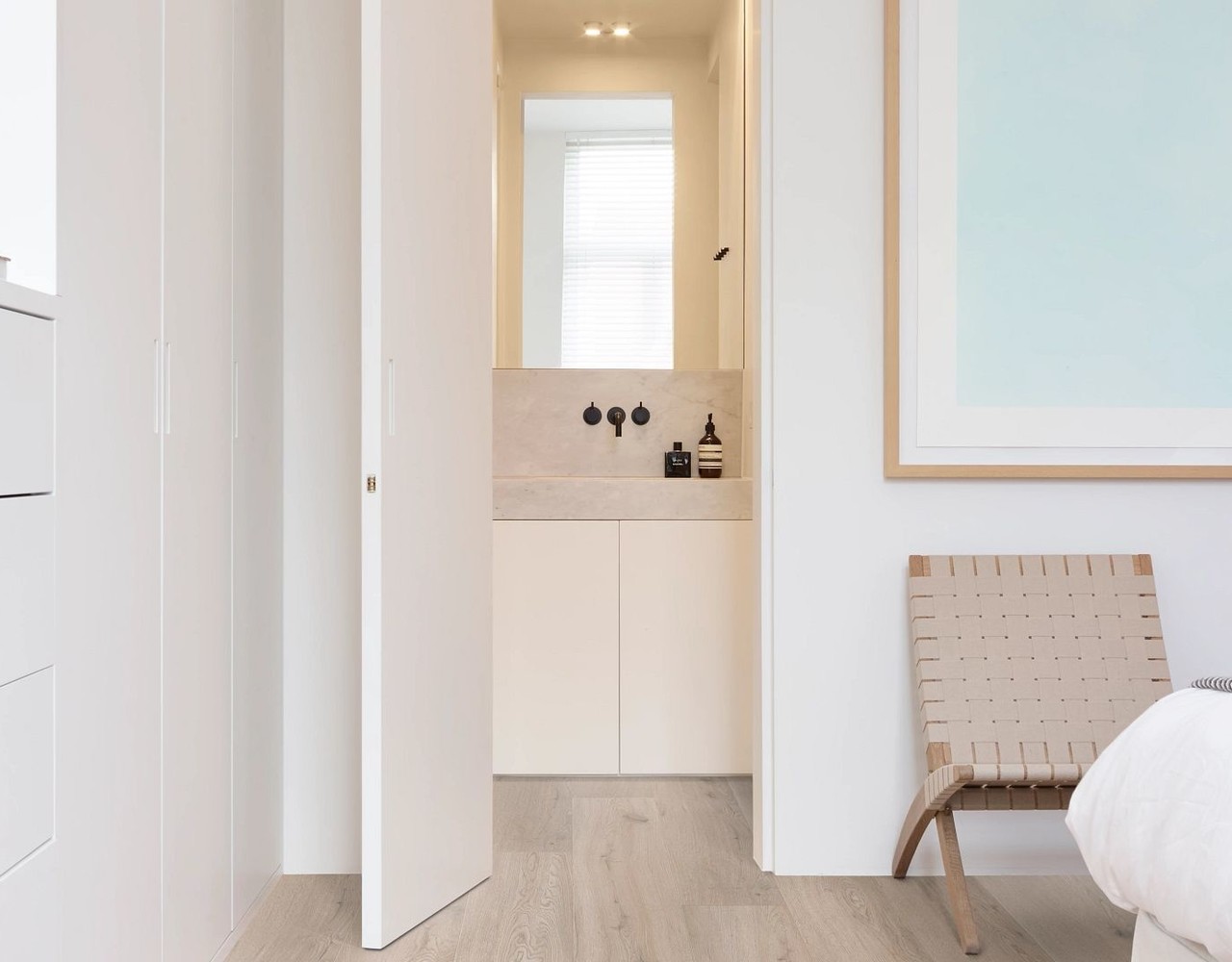 COREtec COREtec Essentials 1200+ Cleveland Oak LVPE 1462 Rigid Core Click PVC COREtec COREtec Essentials 1200+ Cleveland Oak LVPE 1462 Rigid Core Click PVC