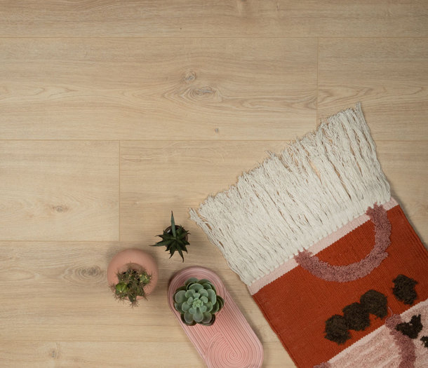Douwes Dekker Elegant Extra Lange Plank Komijn 4V Laminaat Douwes Dekker Elegant Extra Lange Plank Komijn 4V Laminaat