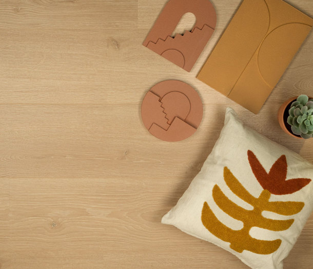 Douwes Dekker Sympathiek Brede Plank Kamille 2V Laminaat Douwes Dekker Sympathiek Brede Plank Kamille 2V Laminaat