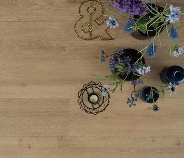 Douwes Dekker Trots Solide Plank Laurier 4V Laminaat Douwes Dekker Trots Solide Plank Laurier 4V Laminaat