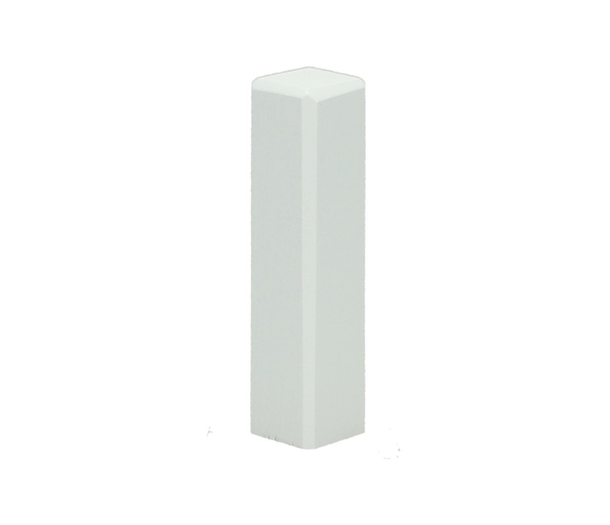 Hoek/eindstuk t.b.v. MDF Plint RAL 9016 70x12 Vochtwerend Hoek/eindstuk t.b.v. MDF Plint RAL 9016 70x12 Vochtwerend
