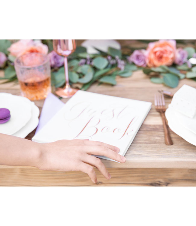 Gastenboek wit met rose gouden letters 22 pagina's