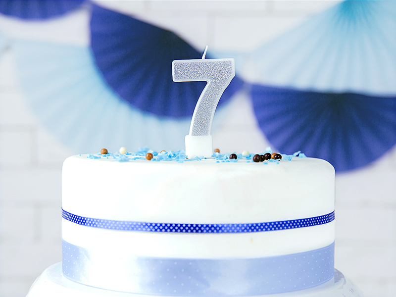 Verjaardagskaars cijfer 7 | Zilveren glitters