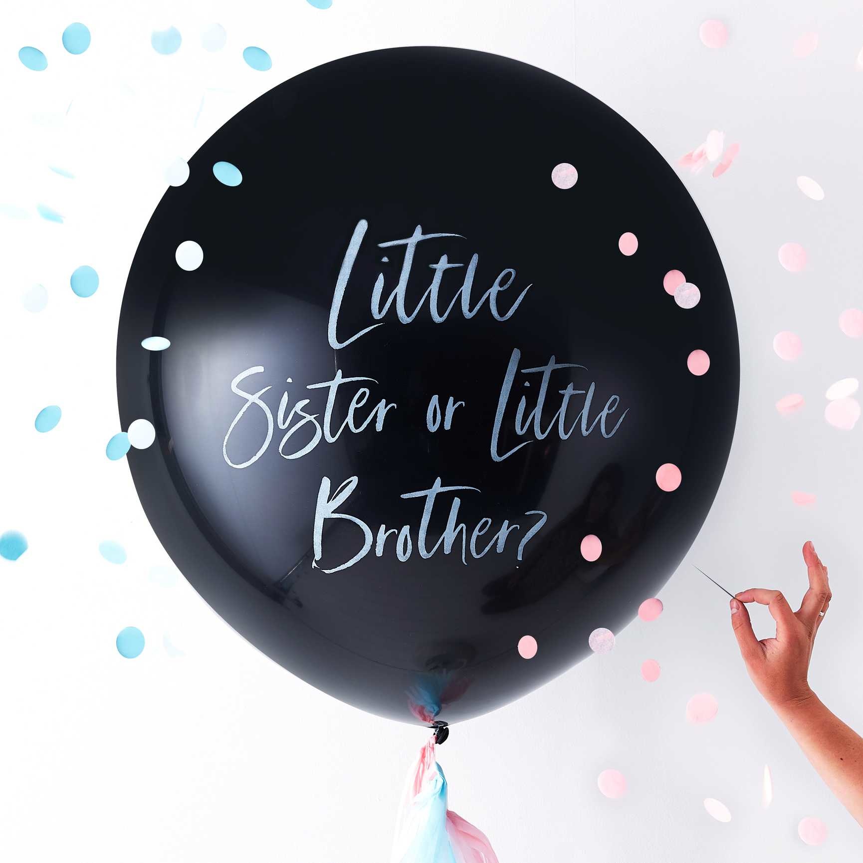 Gender reveal ballon - Little sister or brother?