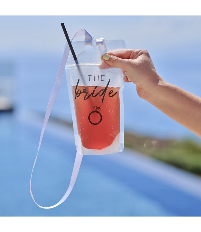 The bride drinkzakje | met rietje en lint