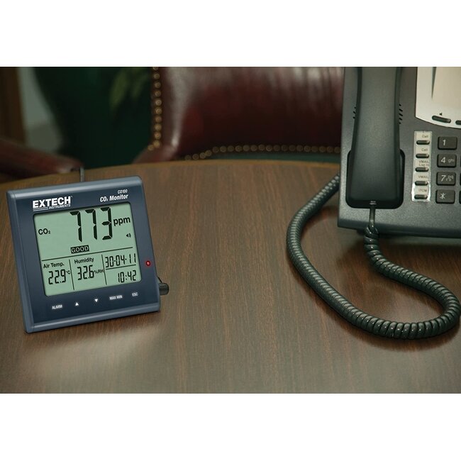 EXTECH CO100: Kooldioxide (CO2) luchtkwaliteitsmeter / ventilatiemeter