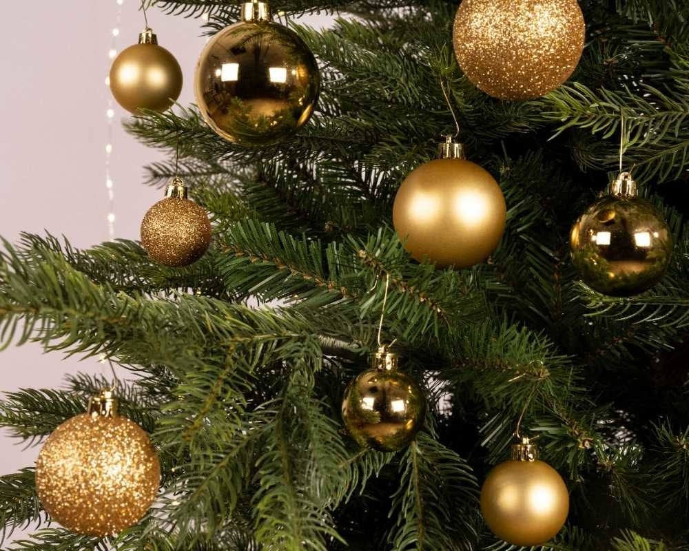 Gouden kerstballen