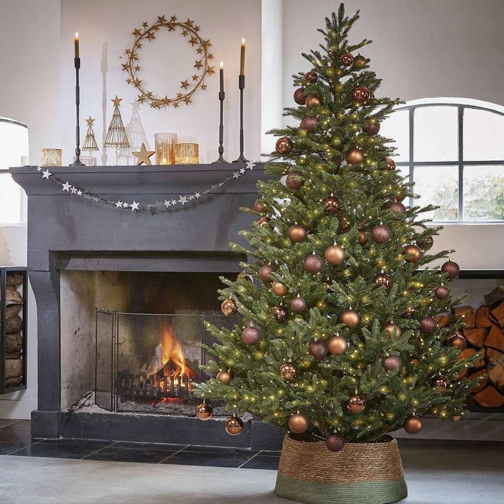 Brampton kunstkerstboom 120xø86cm | groen met 80 LED lampjes
