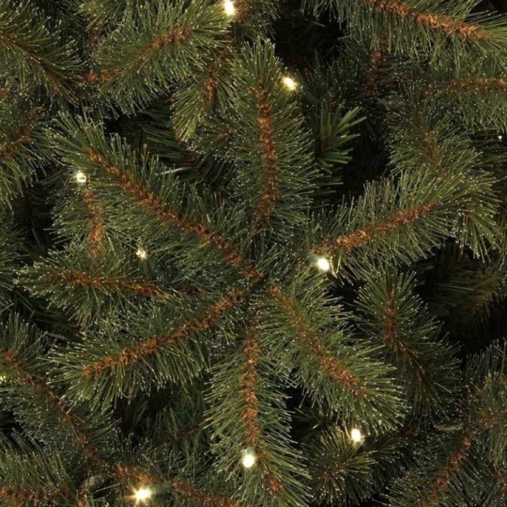 Toronto kunstkerstboom 215xø132cm | groen met 240 LED lampjes