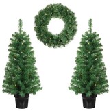 Norton twee kerstboompjes + krans 90xø45cm | groen met 160 LED lampjes | set van 3 | voordeur versiering
