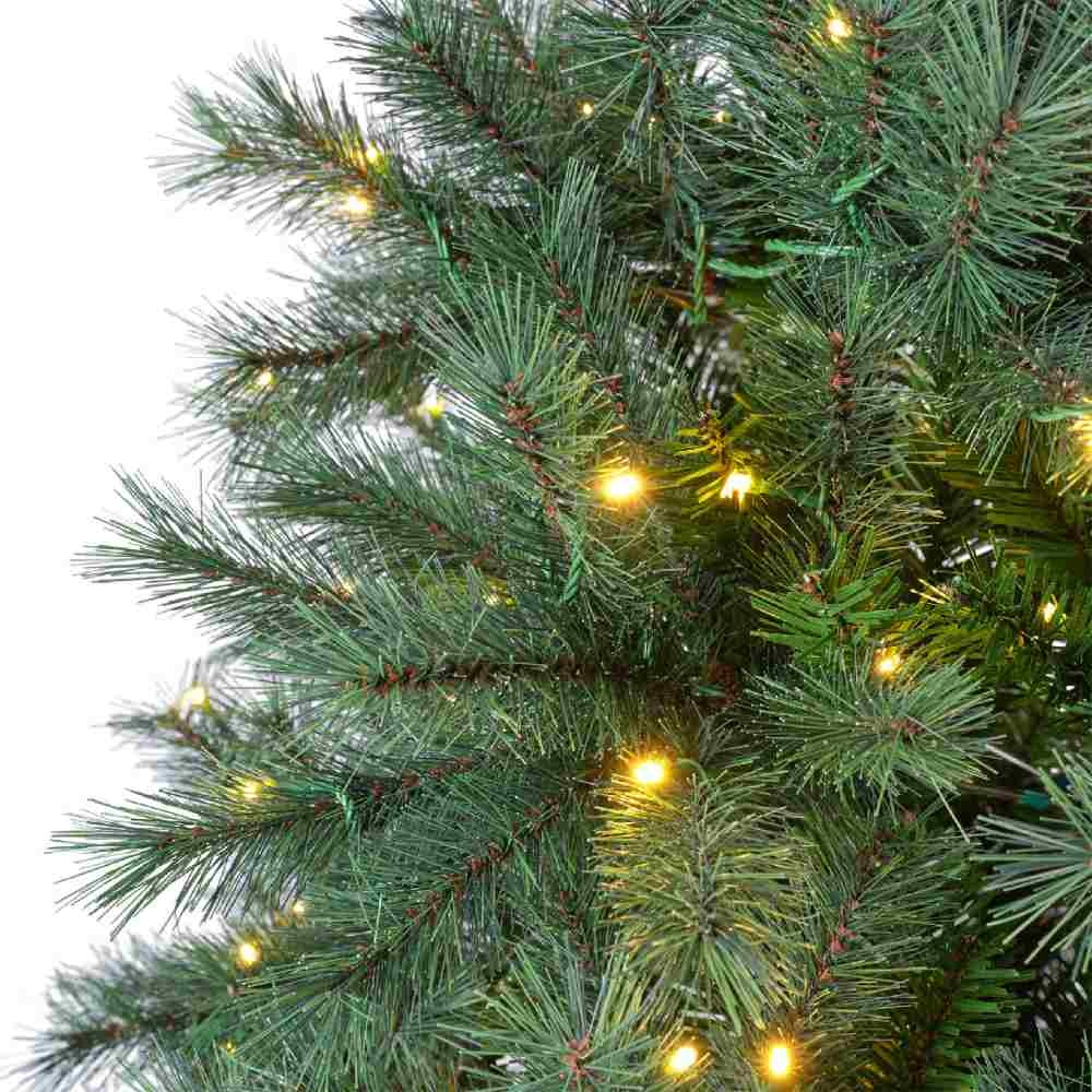 Canada Spruce kunstkerstboom 210xø140cm | groen | 440 LED lampjes