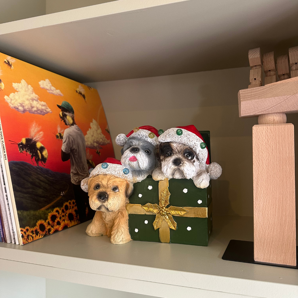 Kersthonden met verlichting | polyresin | groen/goud | 18cm