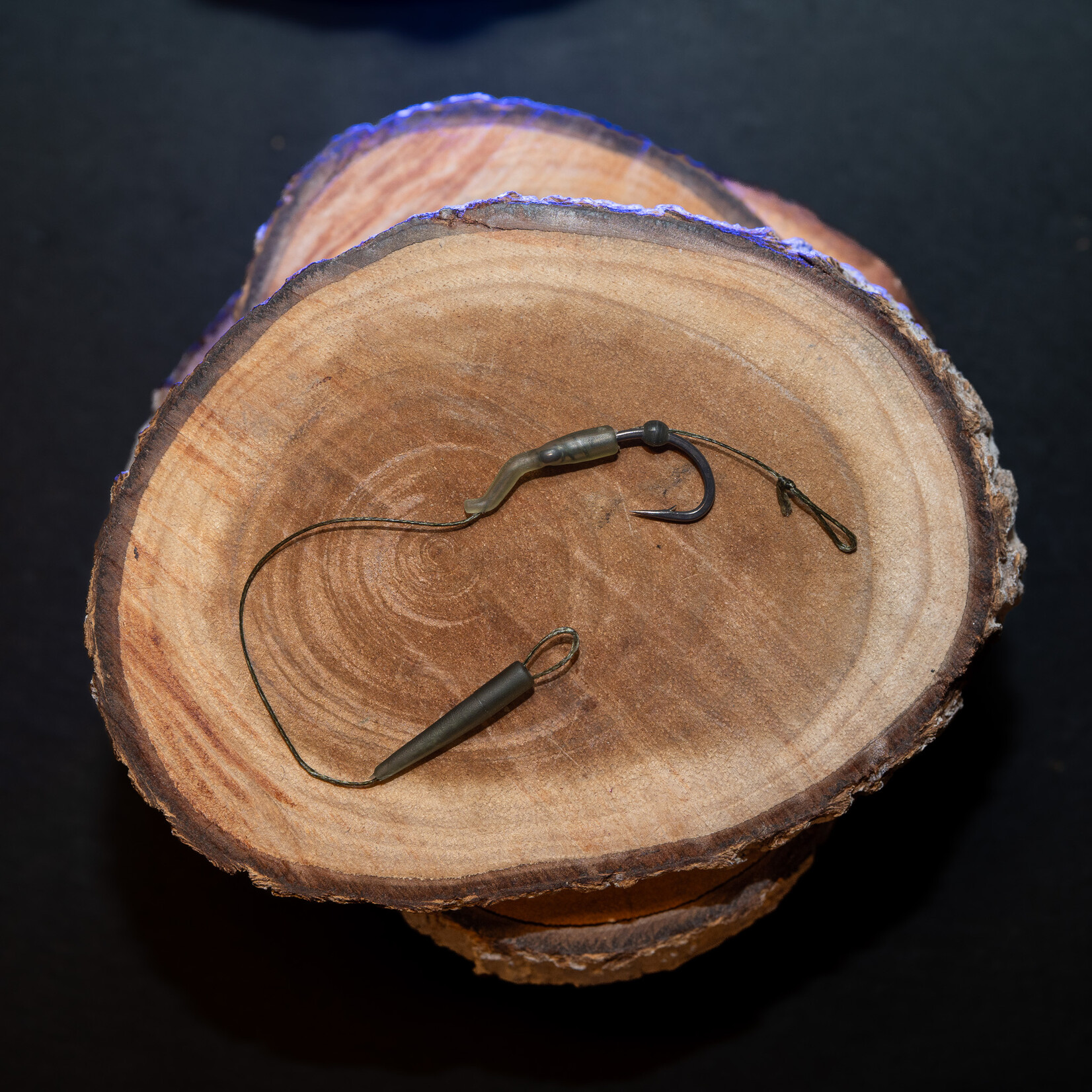 Short rig, shot on the hook.