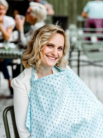 Baby on the move Nursing Cover / Groovy Cactus