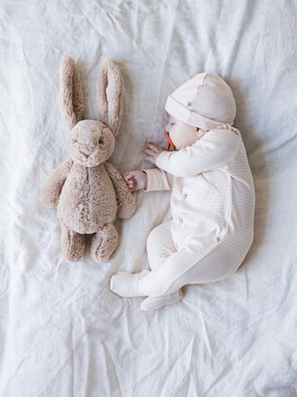 1+ in the family KAI beanie nude