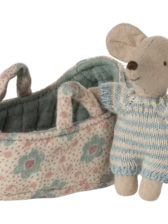 Maileg Baby mouse in carry cot - Blue