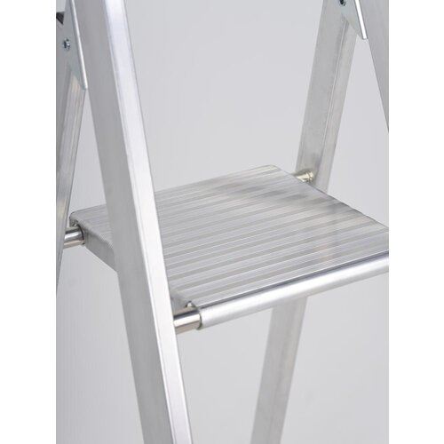 Yara enkel oploopbare trap 4 treden - wh 2,88 m Yara enkel oploopbare trap 4 treden - wh 2,88 m