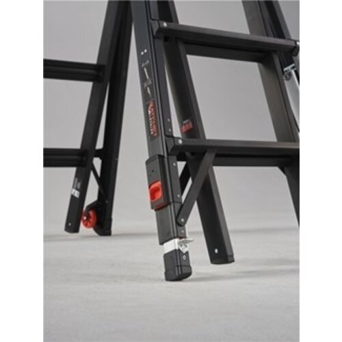 Escaleras plegables Little Giant 4x4 Black Pro Leveler Altrex Escaleras plegables Little Giant 4x4 Black Pro Leveler