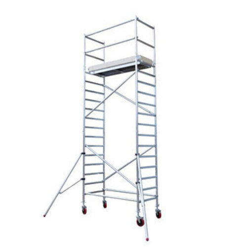 Camión caja GT 750 + andamio rodante básico 90 x 250 x 6,2 m de altura de trabajo Euroscaffold Camión caja GT 750 + andamio rodante básico 90 x 250 x 6,2 m de altura de trabajo