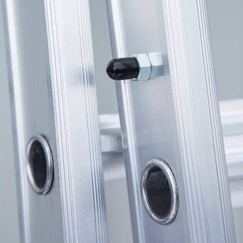 Escalera de reforma Eurostairs de tres tramos curvada de 3 x 12 peldaños + rodillos para frontón Eurostairs Escalera de reforma Eurostairs de tres tramos curvada de 3 x 12 peldaños + rodillos para frontón