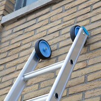 Eurostairs Eurostairs doble curva 2 x 14 peldaños + rodillos para frontón