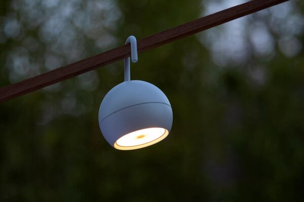 Lucide LED Hanglamp SPHERE - 2W - 2700K warm wit licht - ¯102mm - 3 stap dimbaar - IP54 - Wit Lucide LED Hanglamp SPHERE - 2W - 2700K warm wit licht - ¯102mm - 3 stap dimbaar - IP54 - Wit