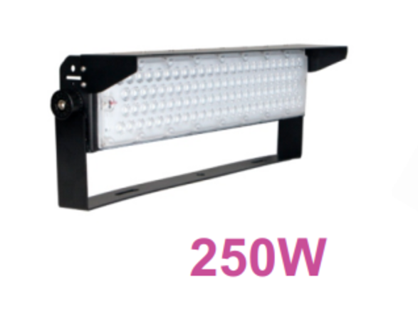 LED Schijnwerper Pro IP65 - Sportveldverlichting - 250W 31250Lm - 5000K Daglicht Wit -  5 Jaar garantie LED Schijnwerper Pro IP65 - Sportveldverlichting - 250W 31250Lm - 5000K Daglicht Wit -  5 Jaar garantie