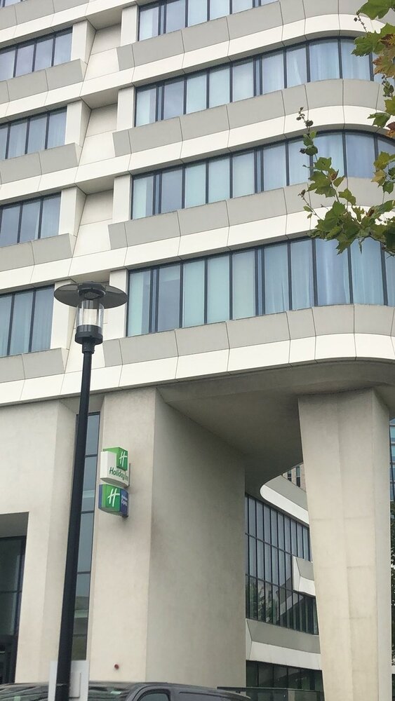 Lightwell LED Parkeerplaatsverlichitng IP66 - Multi lumen 10W /40W - klassiek - Saturn - Fauna vriendelijk Lightwell LED Parkeerplaatsverlichitng IP66 - Multi lumen 10W /40W - klassiek - Saturn - Fauna vriendelijk