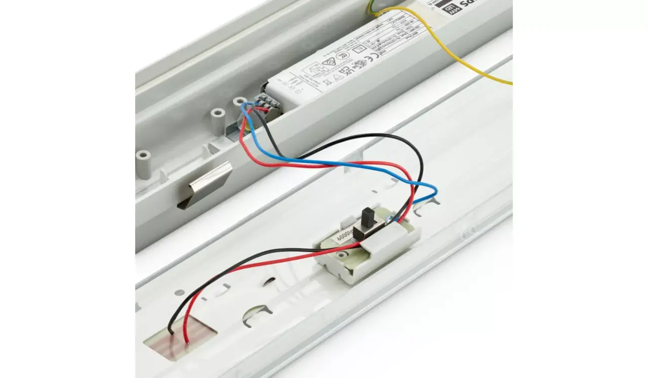 Philips LED Verlichting | Officieel distributeur LED Waterdichte Montagebalk IP65 - WT120 C Gen2 | 150cm – 25-43W – 3700-6000Lm – 4000K Koel Wit – Multi Lumen Switch