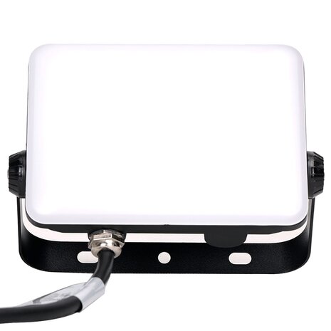 LCB LED Europe LED Schijnwerper IP65 - Zwart Opaal - 30W 3300Lm - 6500K 865 - 300MM aansluitsnoer LCB LED Europe LED Schijnwerper IP65 - Zwart Opaal - 30W 3300Lm - 6500K 865 - 300MM aansluitsnoer