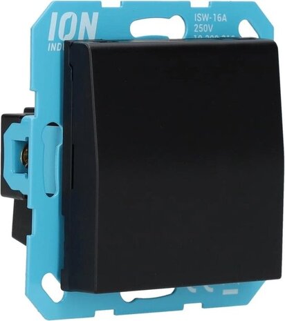 ION INDUSTRIES Contactdoos inbouw - E1 - 1-voudig - randaarde - met klep AB - IP44 - 71 x 71 x 32 mm - Mat Zwart ION INDUSTRIES Contactdoos inbouw - E1 - 1-voudig - randaarde - met klep AB - IP44 - 71 x 71 x 32 mm - Mat Zwart