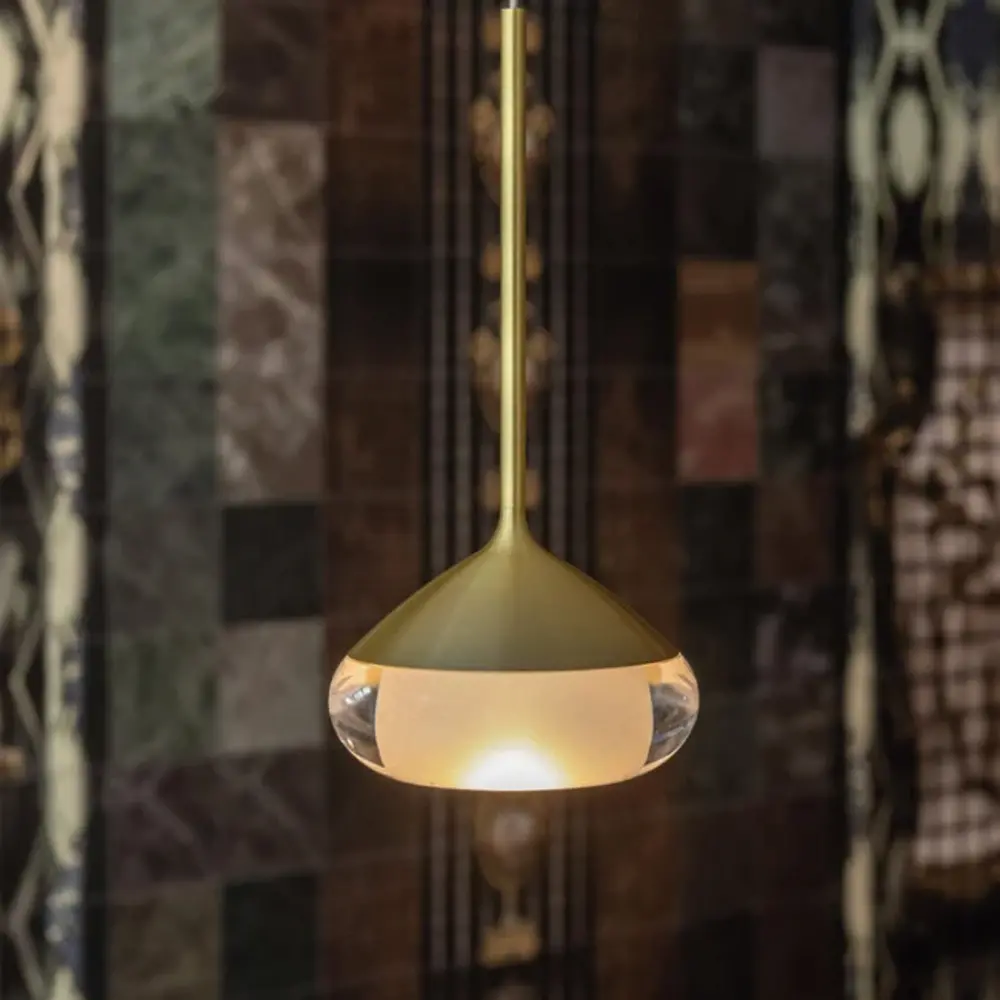 LCB LED Europe LED Pendel hanglamp - 116MM Matt Goud - Phoenix - 7W 1080Lm - 2700K 927 Warm Wit | 1-Lichts - 116x820MM LCB LED Europe LED Pendel hanglamp - 116MM Matt Goud - Phoenix - 7W 1080Lm - 2700K 927 Warm Wit | 1-Lichts - 116x820MM