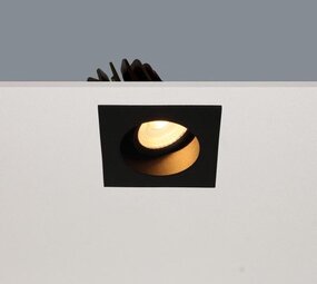 LCB LED Europe  LED Inbouwspot IP44 - Vierkant VENICE 80MM - Matt Zwart 1-Lichts - 8W 810Lm - 2700K 827 Warm Wit | Kantelbaar - Stralingshoek 36° zaagmaat 68MM